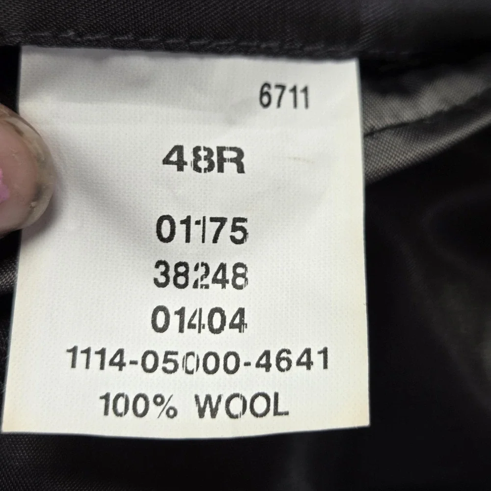Jos A Bank Suit Mens 48 41x29 Gray Pinstripe 100% Wool 2 Piece Notch Lapel